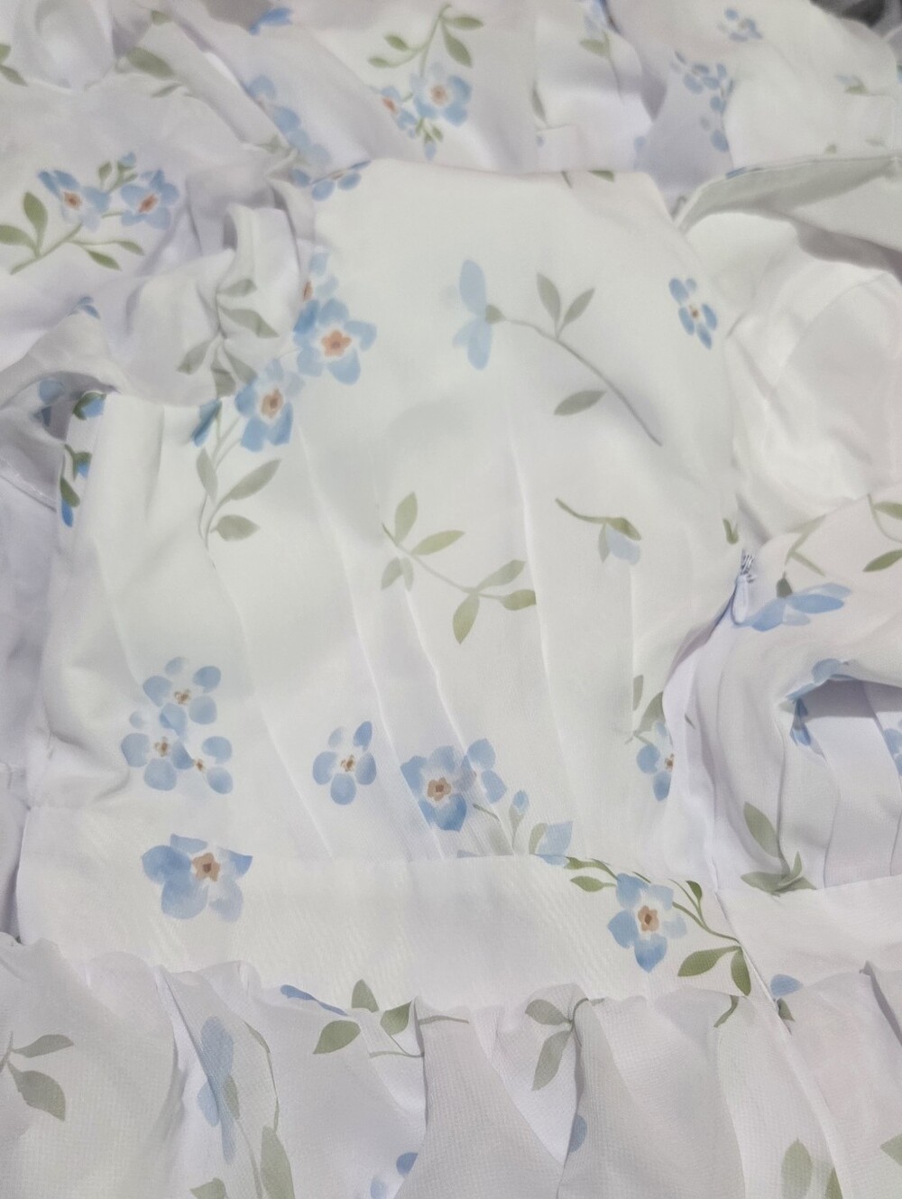 NWT Tiered White Floral Midi Dress with V-Neck And Zippered Back Sz 16 Plus - Picture 14 of 14